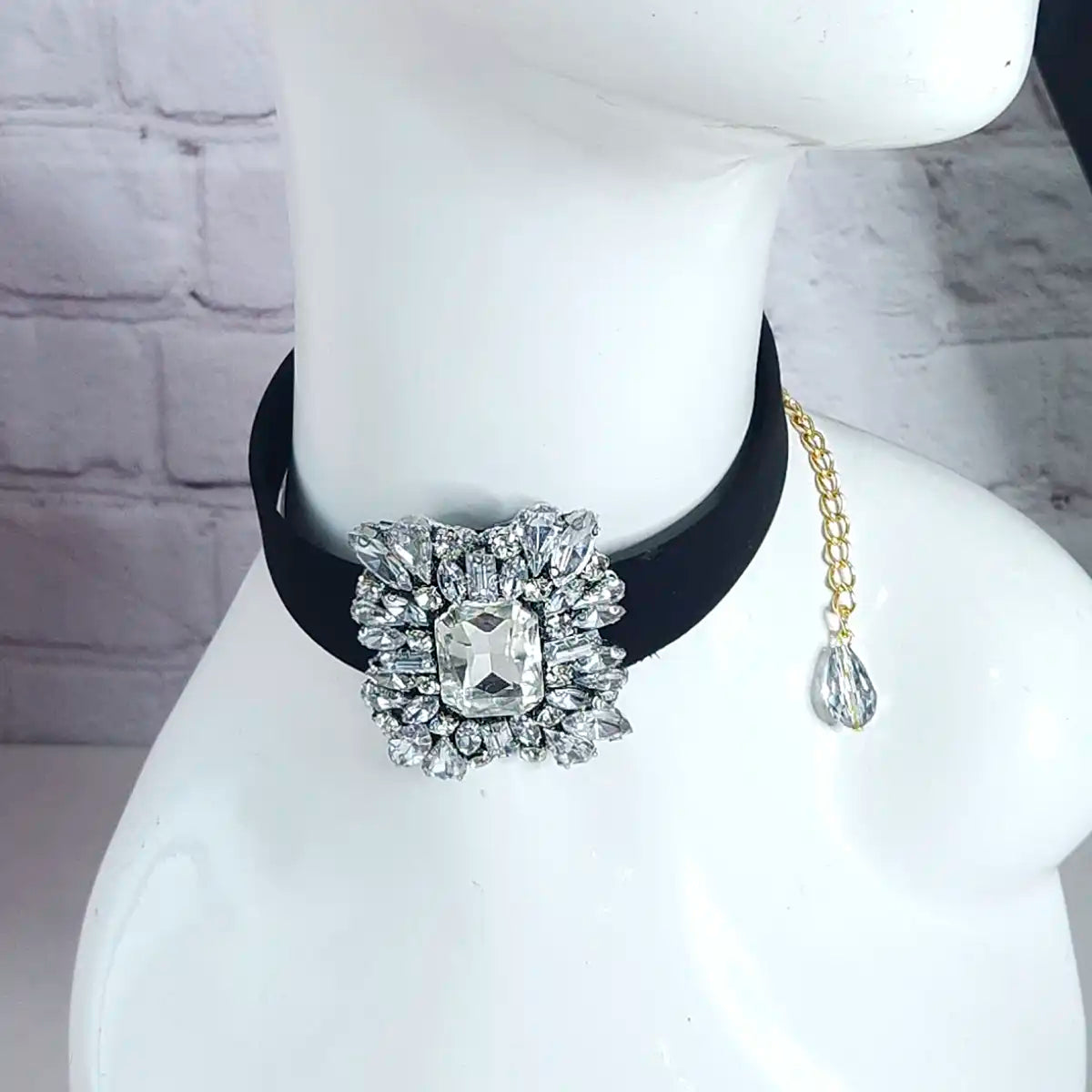 Silver Medallion Choker