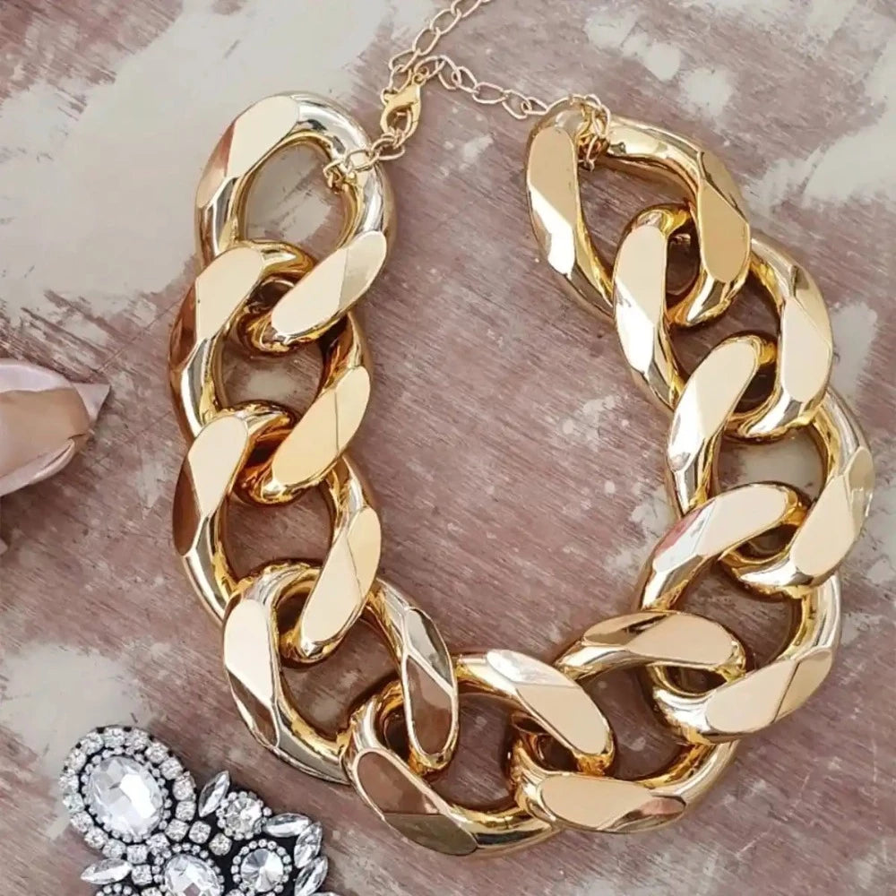 Julia Maxi Necklace