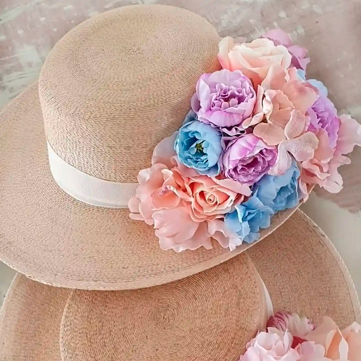 Sombrero Paris palma flores Scarlett