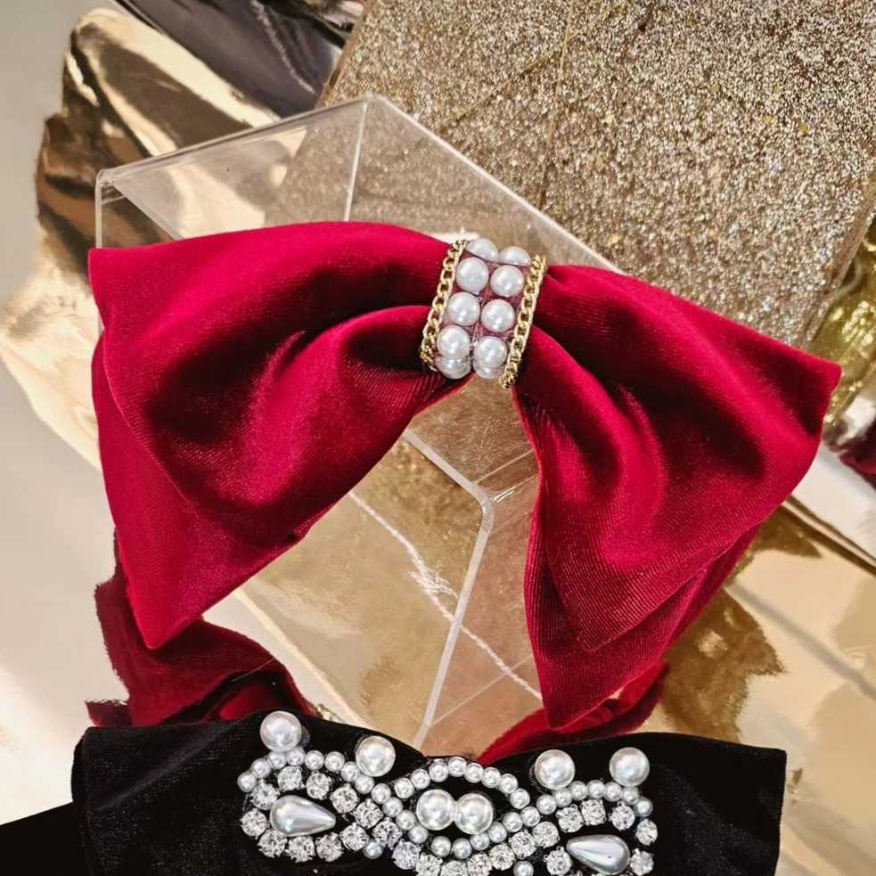 Angela crystals bow