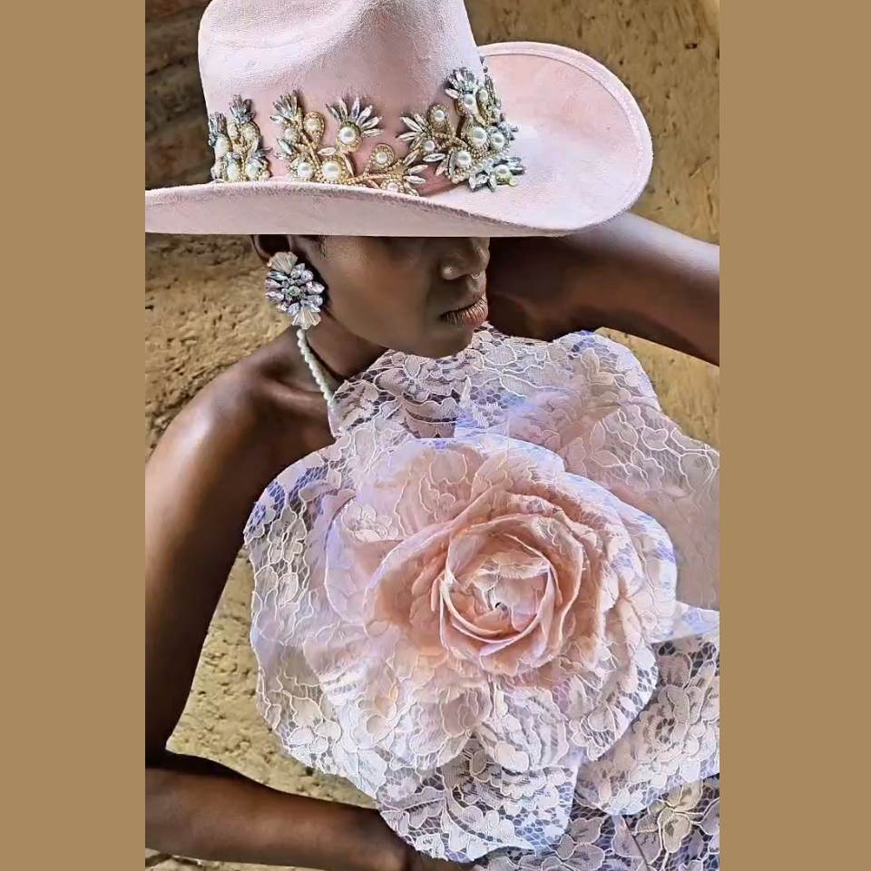 Luisa Lace Flower Top