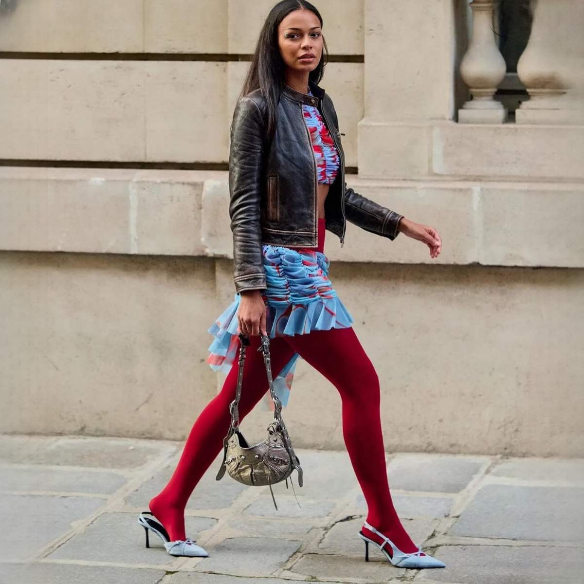 Matte red pantyhose