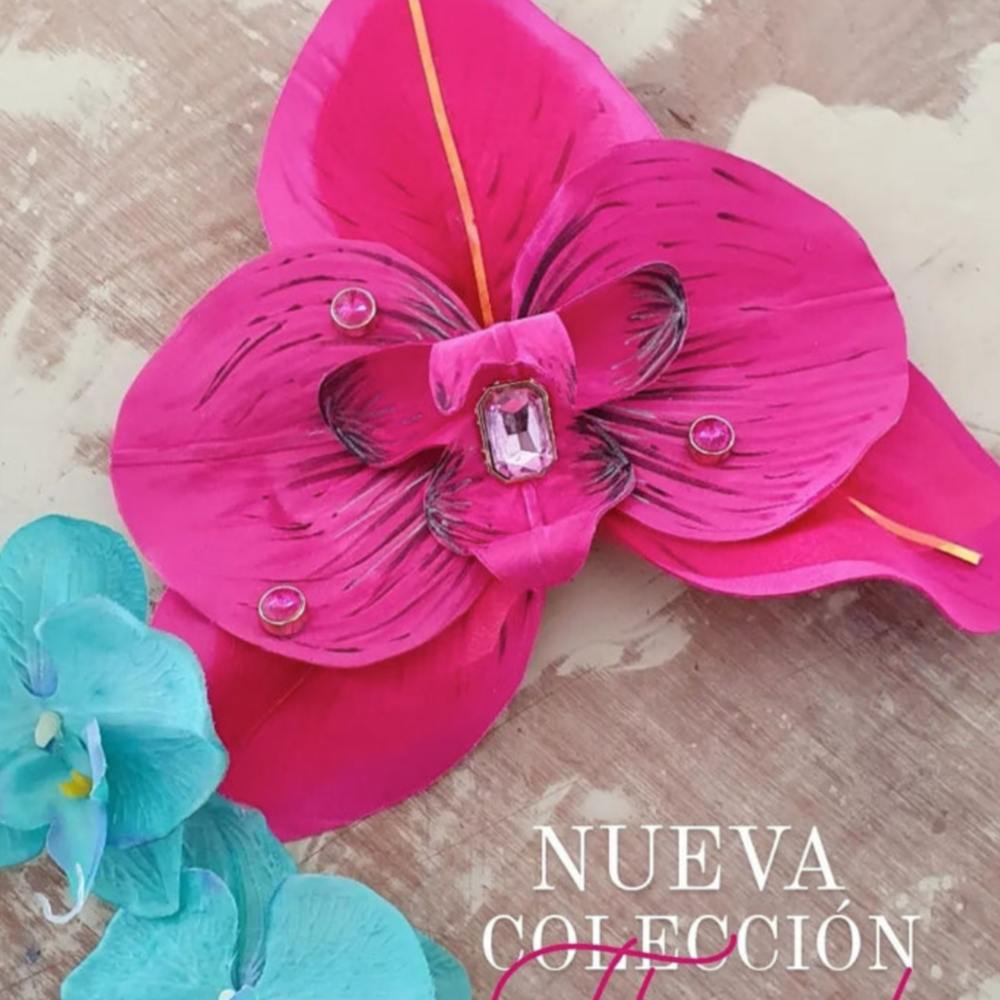Maxi Orchid Flower Brooch