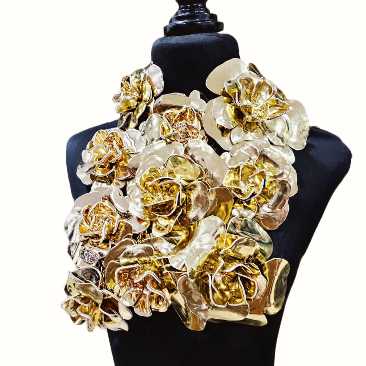 Anne Roses Bib