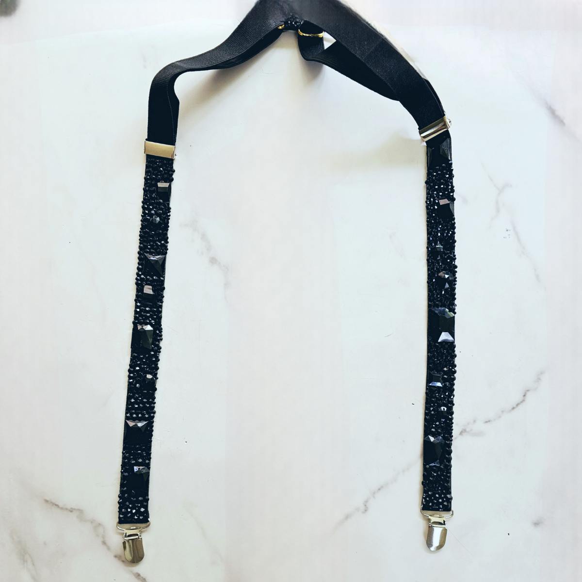 Brie suspenders