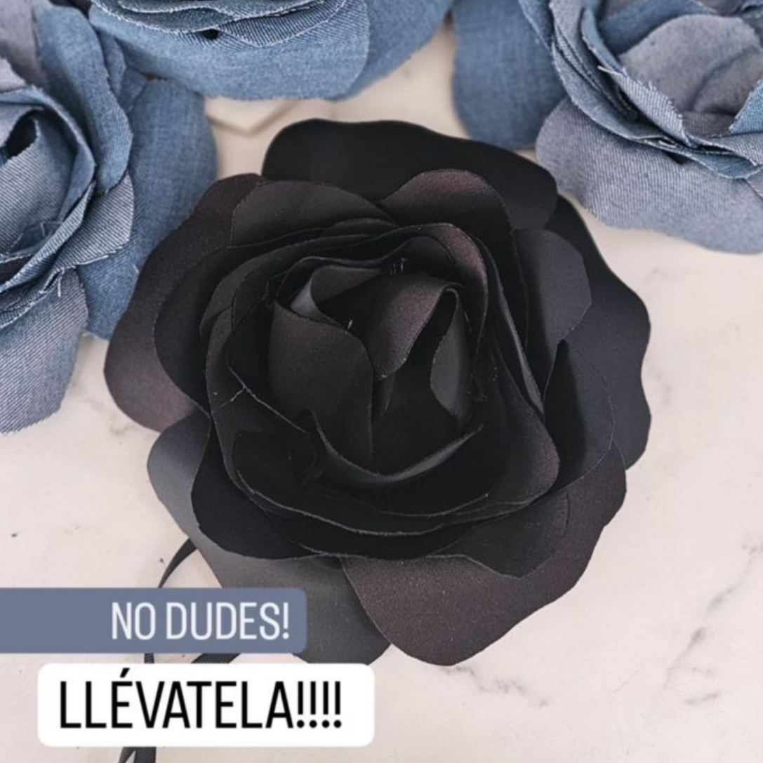 Par de Flores Luisa con correa Denim Flor Mezclilla