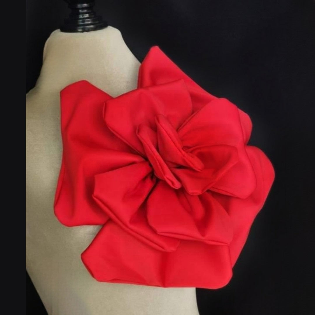 Paola Maxi Flower Brooch Pin