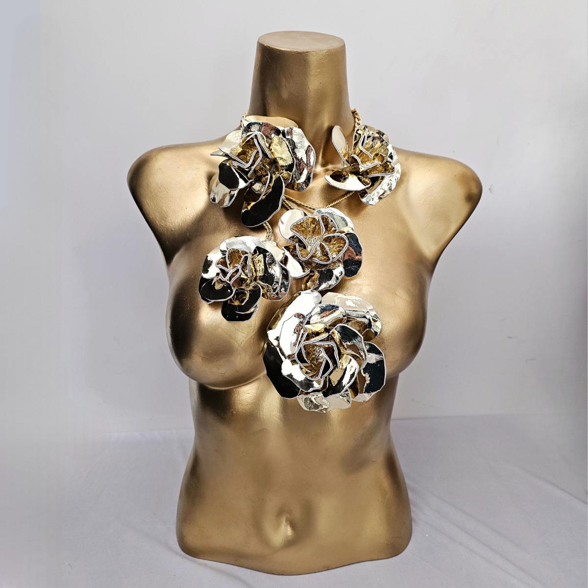 Helena Gold Rose Necklace