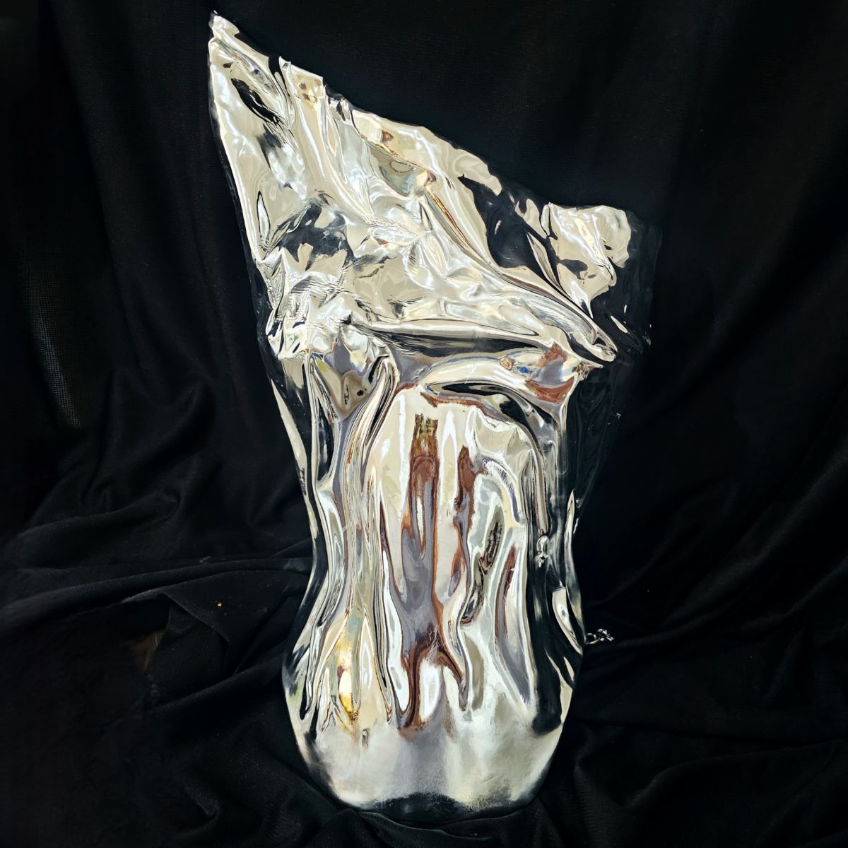 Pechera Artemisa Peto Rígido Plateado