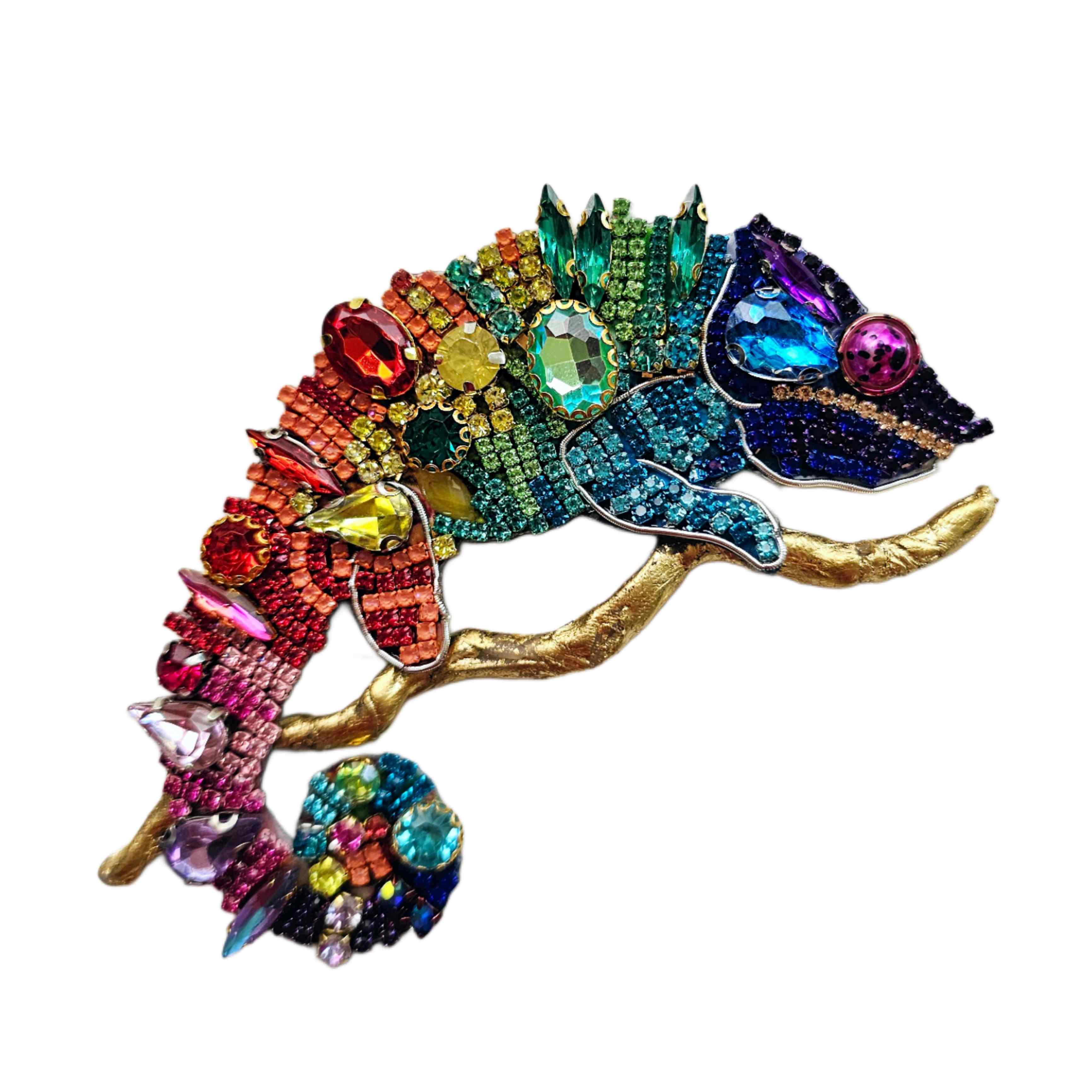 Prendedor Camaleón cristales Arcoiris 10cm · Prendedor Artesanal