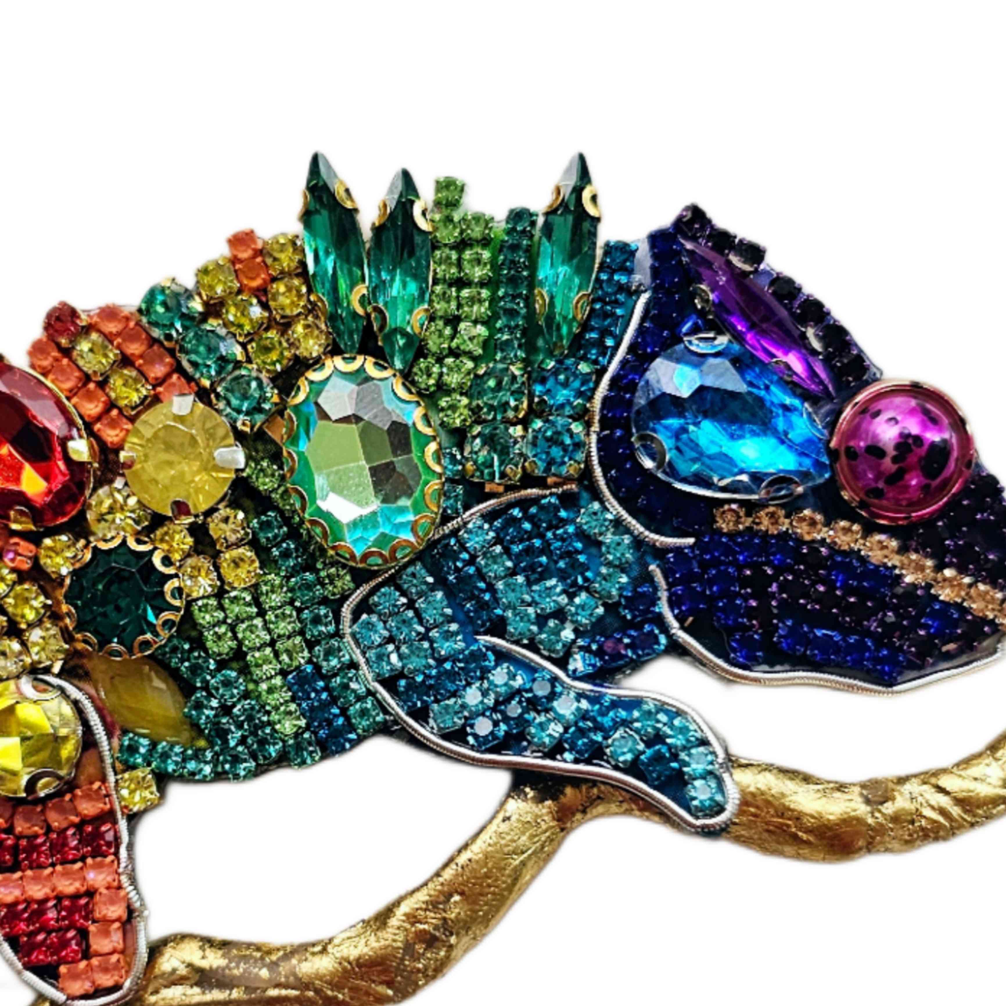 Prendedor Camaleón cristales Arcoiris 10cm · Prendedor Artesanal