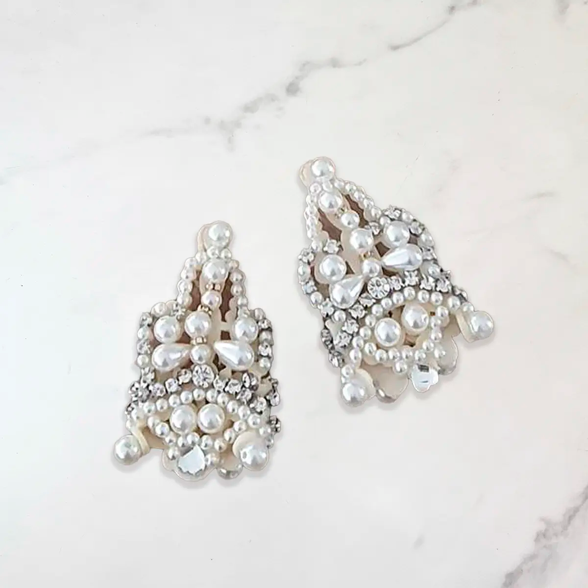 Lux Pearl Earrings