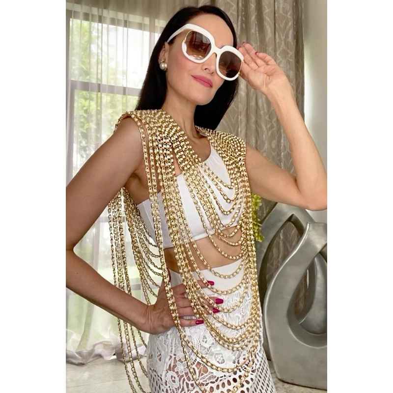 Piloni shoulder pads