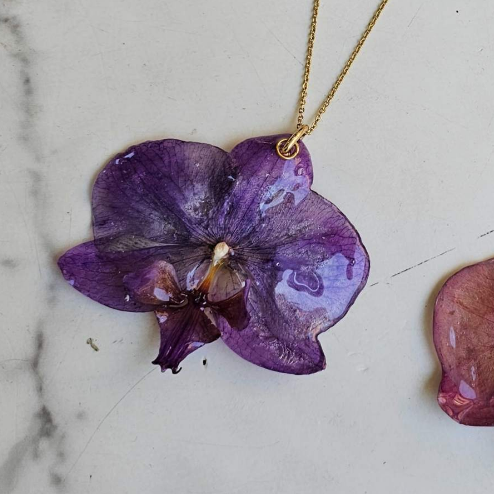 Collar Orquídea Real