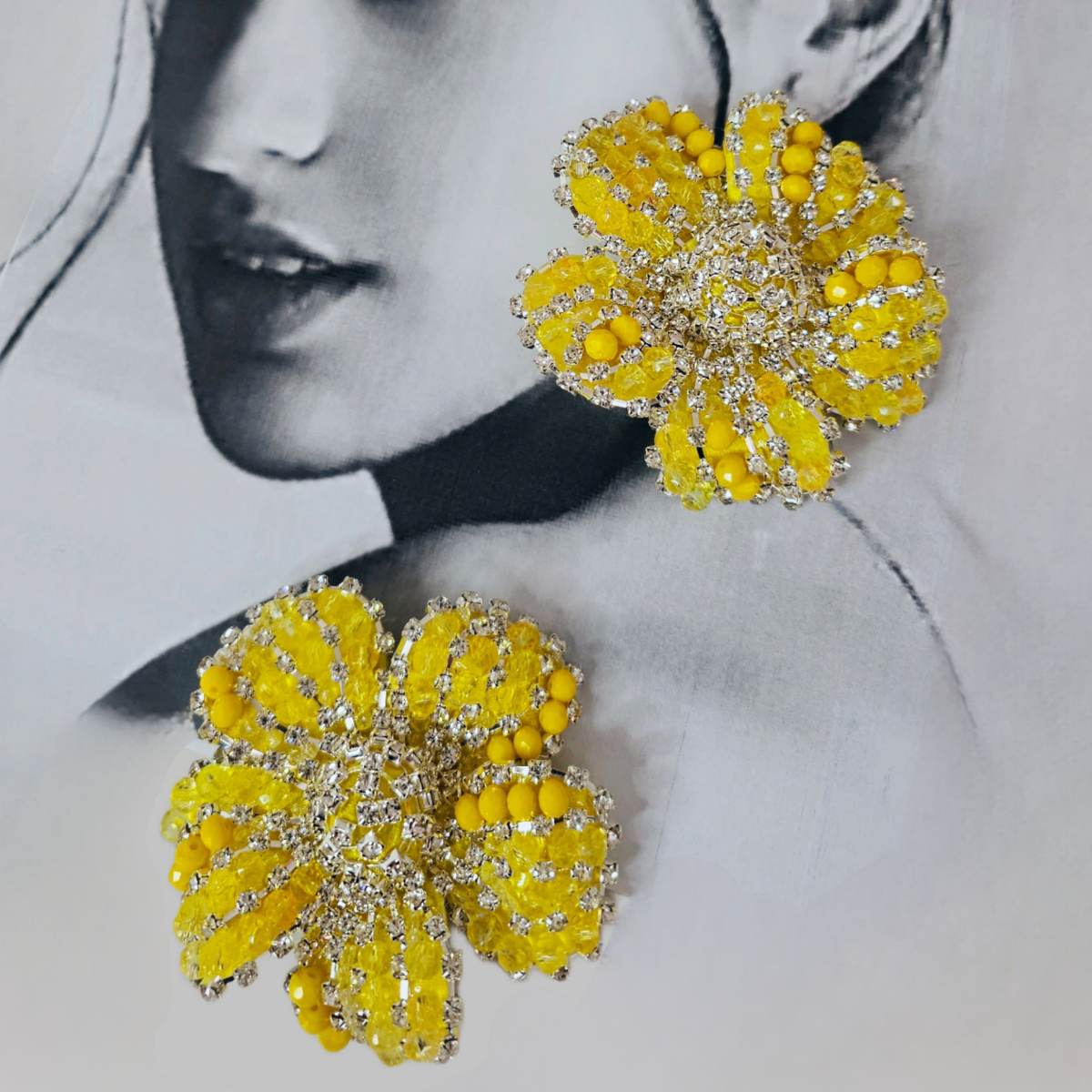 Aretes Flor Capella