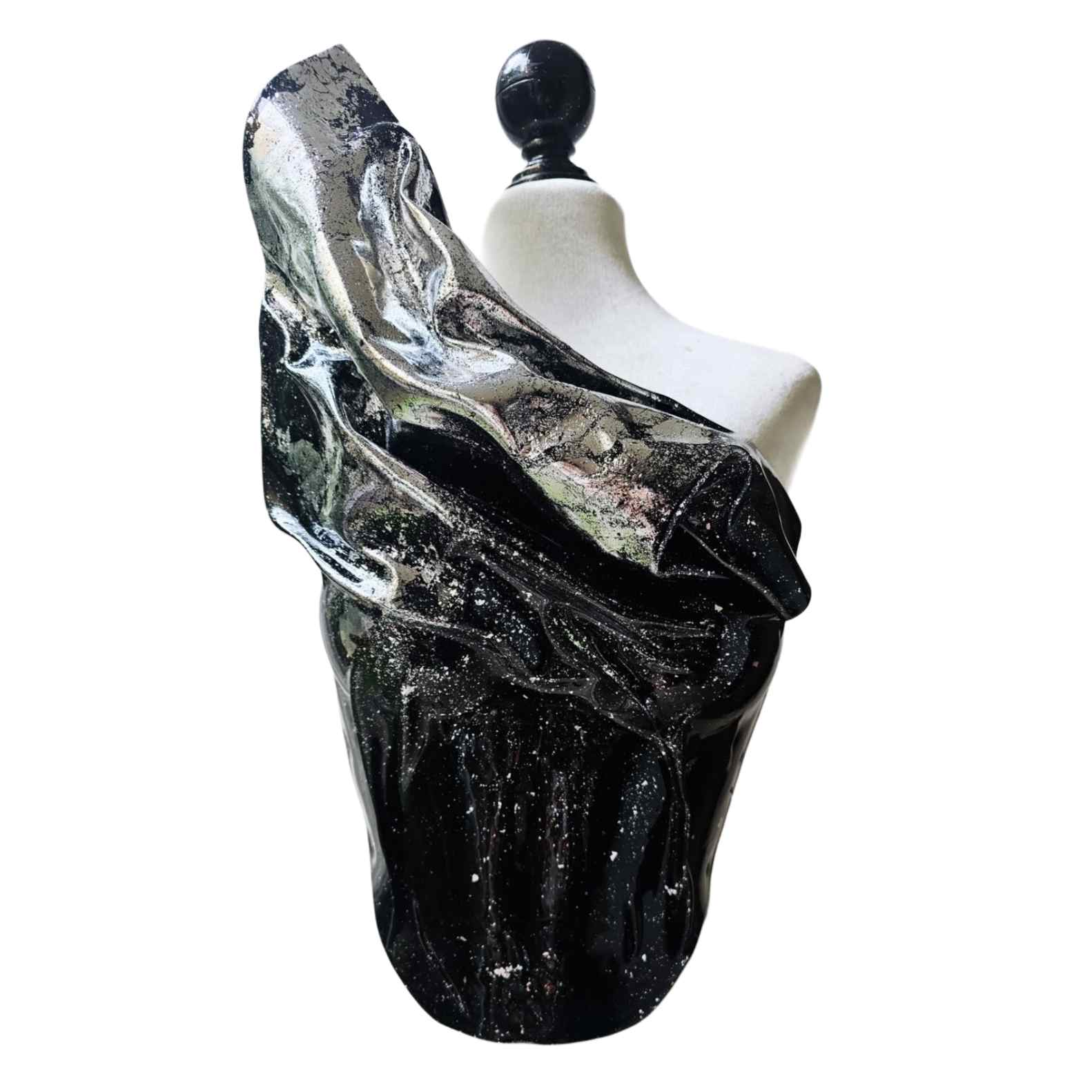 Pechera Artemisa Peto Rígido Negro destellos plata