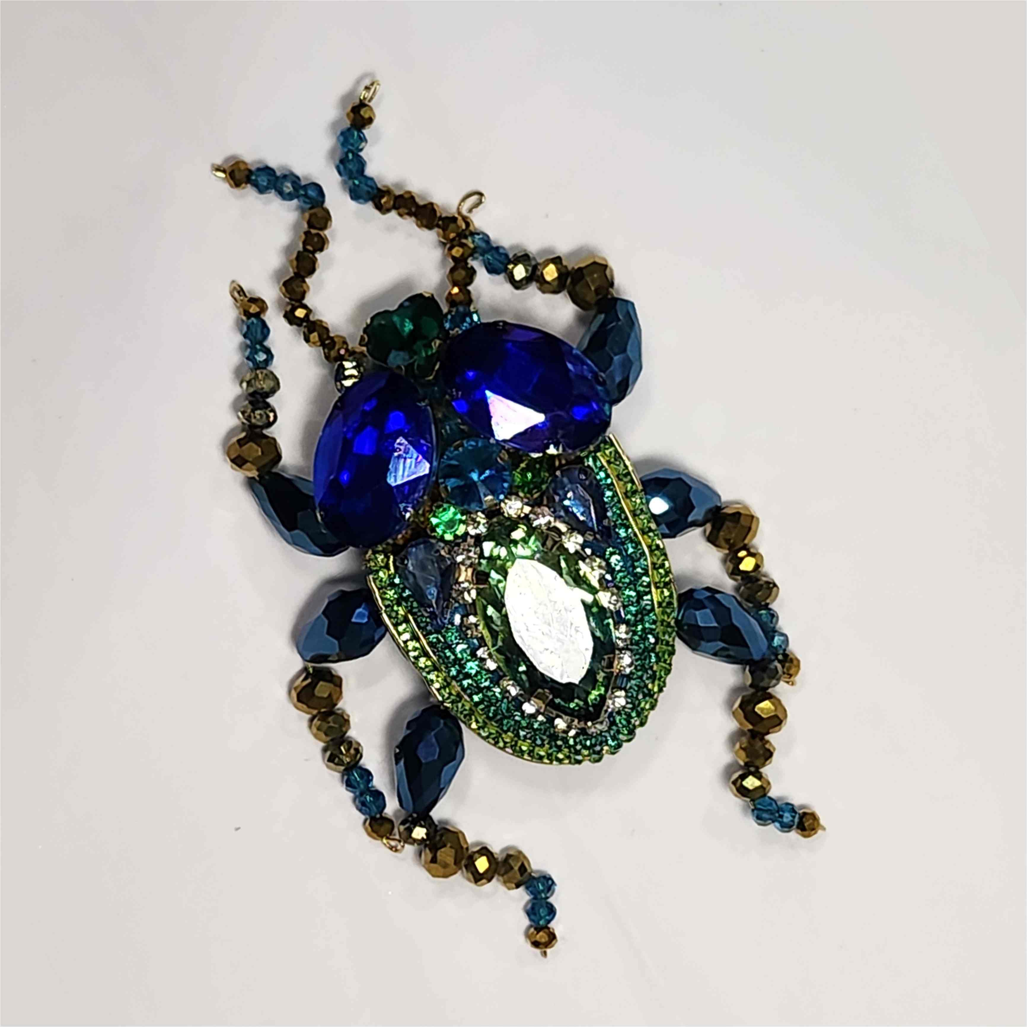 Prendedor Cigarra cristales 7cm · Prendedor Artesanal Insecto
