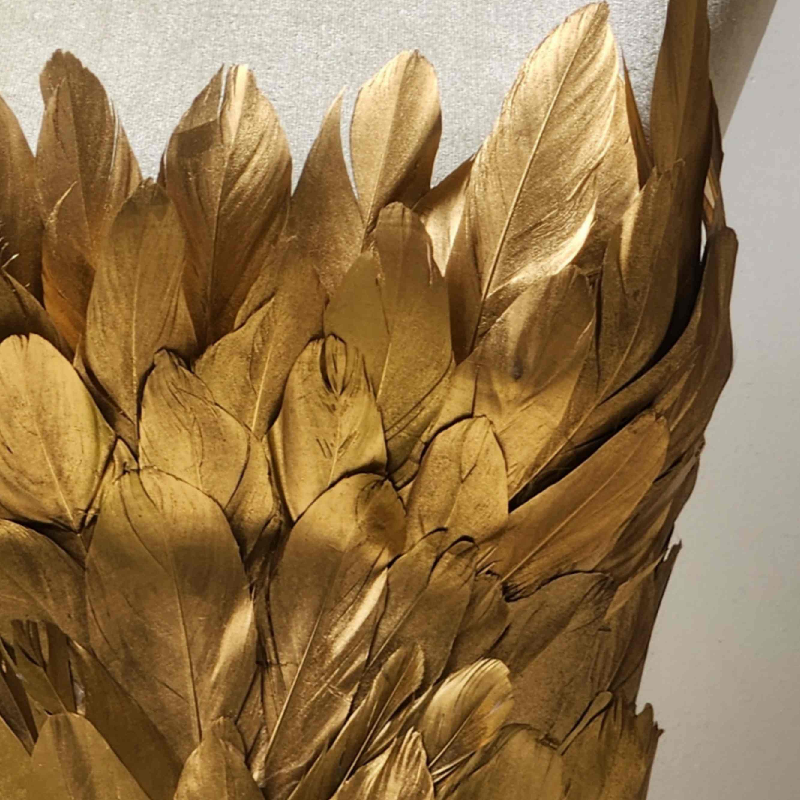 Peto Hécate Plumas Dorado