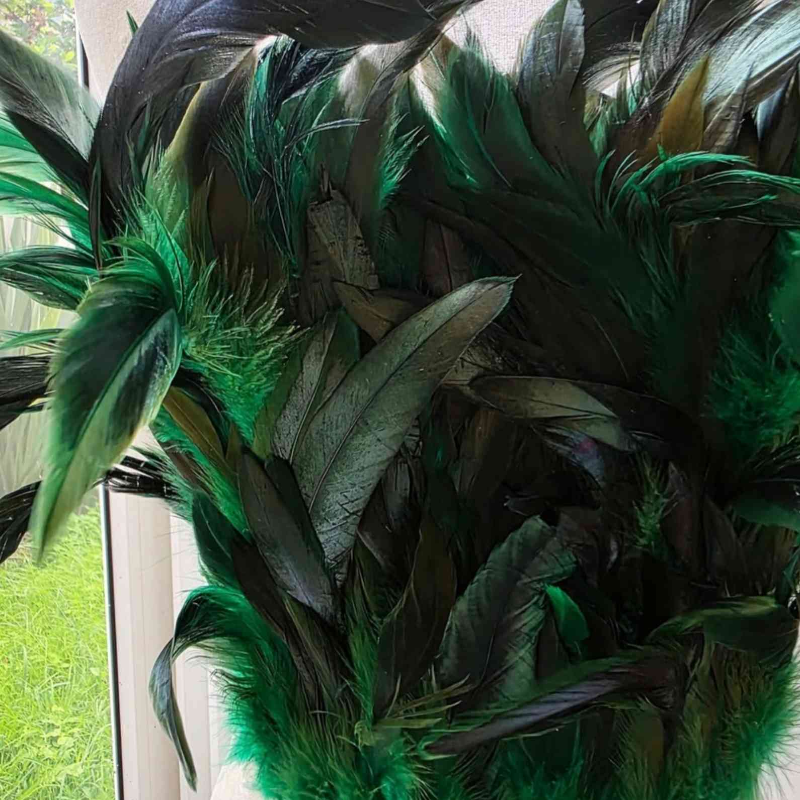 Peto Hécate DEMI Plumas Verde