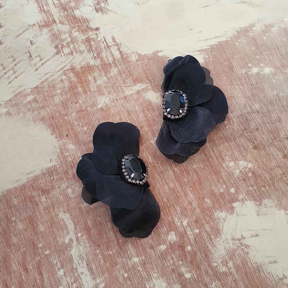 Aretes Media Flor