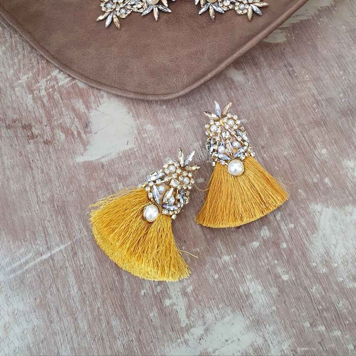 Aretes Regina